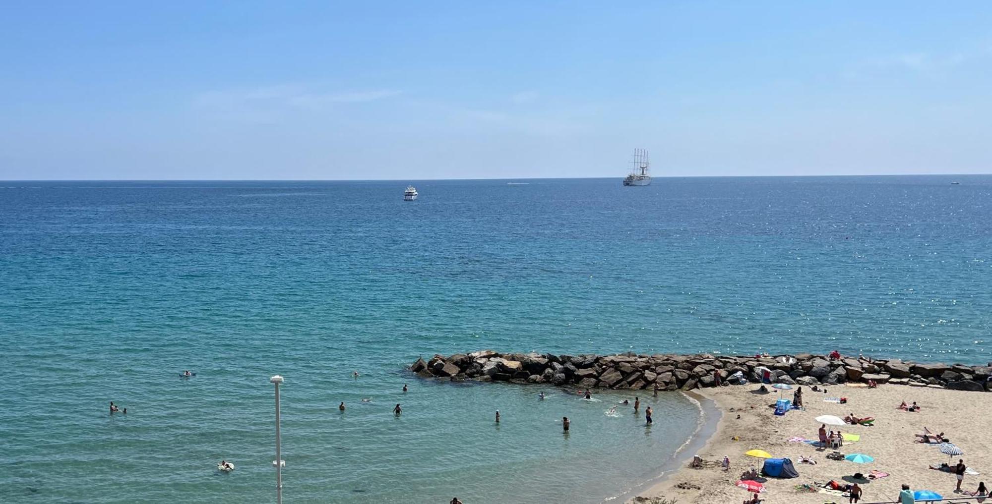 Tre Ponti Beach Apartment - Terrazzo Vista Mare Sanremo Luaran gambar